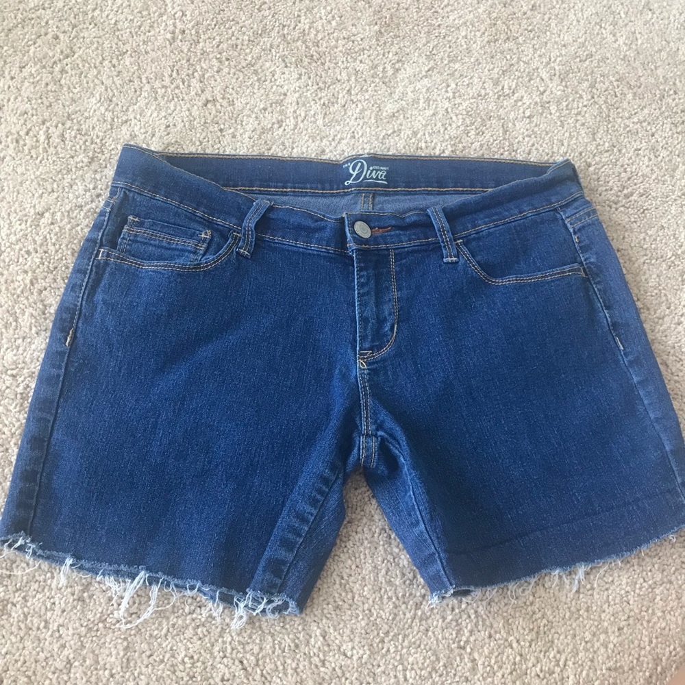 Old Navy Diva shorts